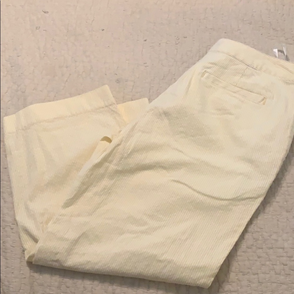 Izod Seersucker Capris Pants Yellow Striped Sz  2